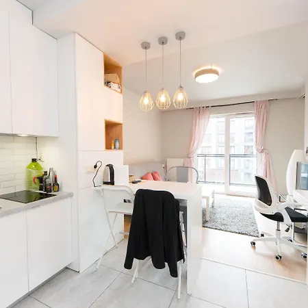 Apartmán Main Trainstation One Bedroom Ac P4you Pl