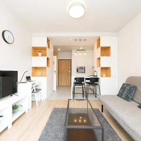 Apartamento Main Trainstation One Bedroom Ac P4you Pl *